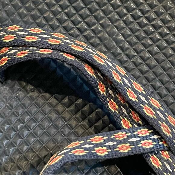 Chacos Big Kid sandal size 4 - Picture 2 of 4